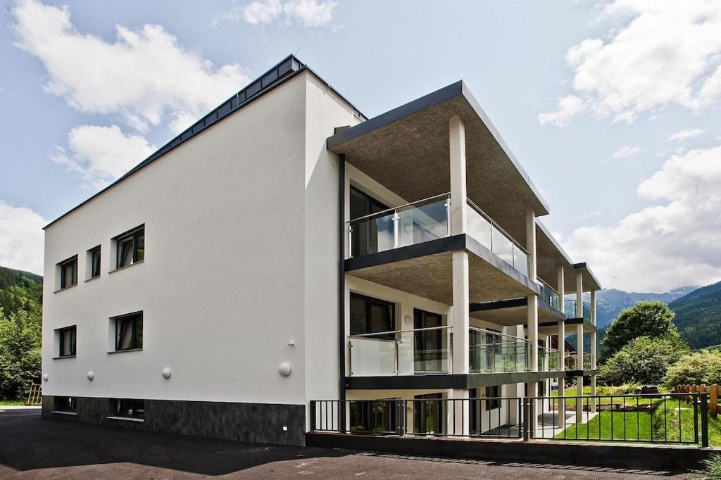 Apartment In Neukirchen With A Carport Neukirchen am Großvenediger Eksteriør bilde
