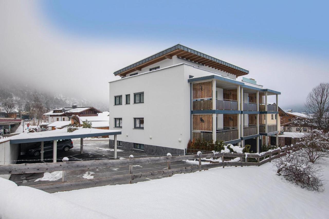 Apartment In Neukirchen With A Carport Neukirchen am Großvenediger Eksteriør bilde